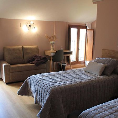 Apartamentos Turisticos Escorraladas Baltanás Eksteriør bilde